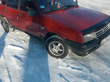 Авто ВАЗ 2109 1989 № 8411375