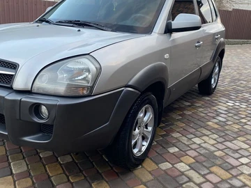 Авто Hyundai Tucson 2008 № 8411464