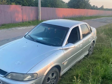 Авто Opel Vectra 2000 № 8411527