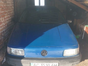 Авто Volkswagen Passat Sedan 1989 № 8411535