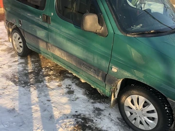 Авто Citroen Berlingo 2000 № 8411577