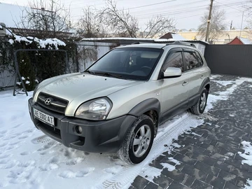 Авто Hyundai Tucson 2008 № 8412087