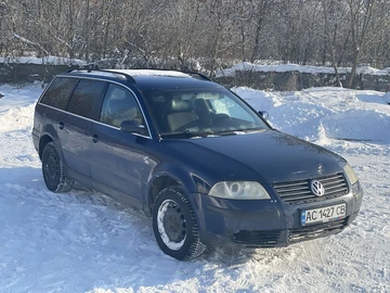 Авто Volkswagen Passat Variant 2001 № 8412104