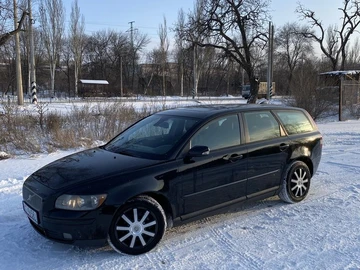 Авто Volvo V50 2005 № 8412123