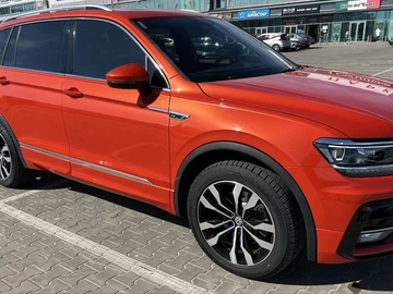 Авто Volkswagen Tiguan 2018 № 8412237