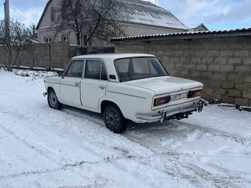 Авто ВАЗ 2103 1979 № 8412473