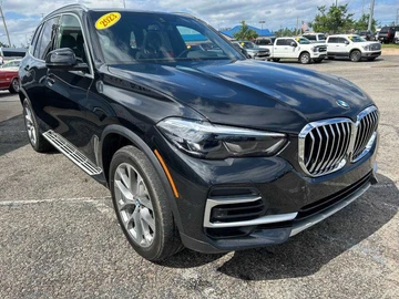 Авто BMW X5 2023 № 8413354