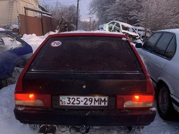 Авто ВАЗ 2109 1988 № 8413377