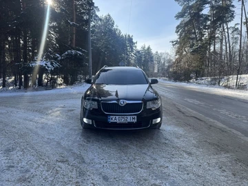 Авто Skoda Superb 2011 № 8413383