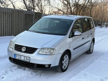 Авто Volkswagen Touran 2003 № 8413508