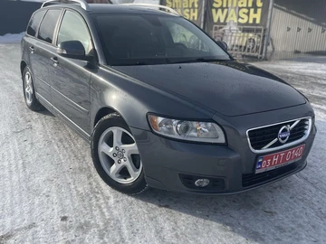 Авто Volvo V50 2012 № 8413510