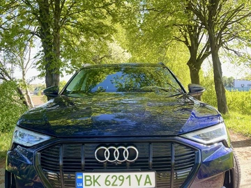 Авто Audi Quattro 2021 № 8413551