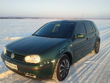 Авто Volkswagen Golf 2001 № 8413914