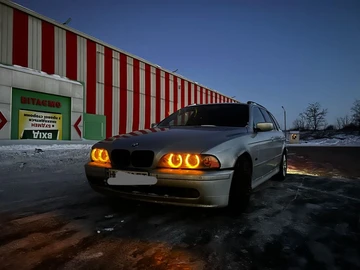 Авто BMW 5 Серия 2002 № 8413944