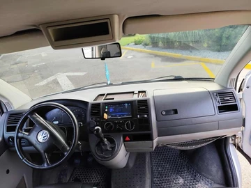 Авто Volkswagen Transporter 2008 № 8414034