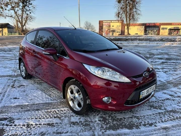 Авто Ford Fiesta 2010 № 8414141