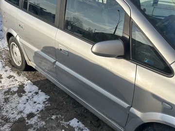 Авто Opel Zafira 2004 № 8414176