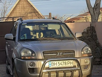Авто Hyundai Tucson 2004 № 8414504