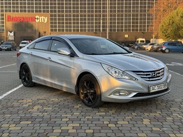 Авто Hyundai Sonata 2010 № 8414996