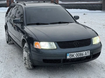Авто Volkswagen Passat Variant 2000 № 8415029