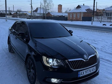 Авто Skoda Superb 2013 № 8415285
