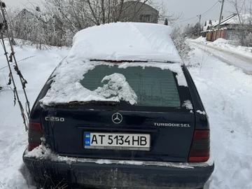 Авто Mercedes Mb 1999 № 8415403