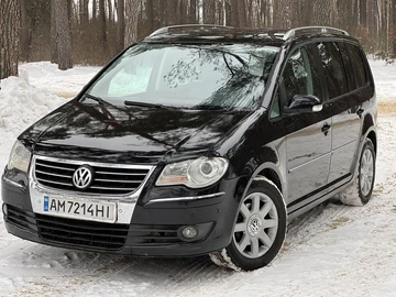 Авто Volkswagen Touran 2007 № 8415404