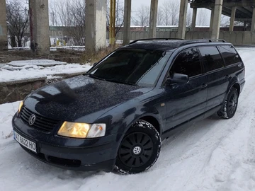 Авто Volkswagen Passat Variant 1998 № 8415430