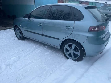 Авто SEAT Ibiza 2006 № 8415435