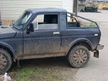 Авто ВАЗ 2121 1989 № 8415768