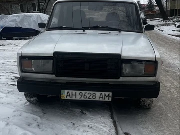 Авто ВАЗ 2107 1990 № 8415806