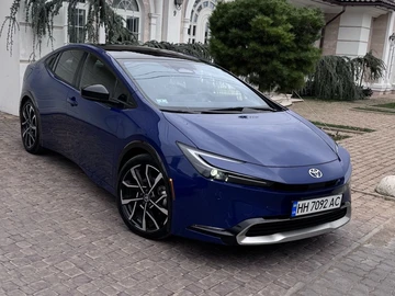 Авто Toyota Prius 2024 № 8415886