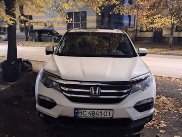 Авто Honda Pilot 2017 № 8416068