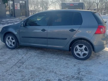 Авто Volkswagen Golf 2005 № 8416102