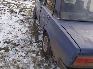 Авто ВАЗ 2107 2005 № 8416366