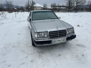 Авто Mercedes E Серия 1993 № 8416551