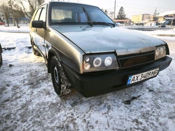 Авто ВАЗ 21099 2000 № 8416573