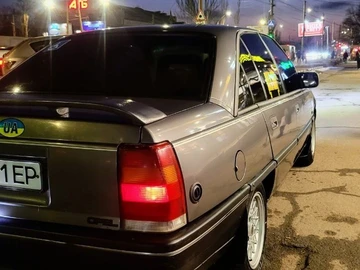 Авто Opel Omega 1987 № 8416578