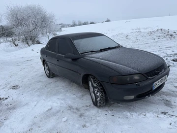 Авто Opel Vectra 1998 № 8416635