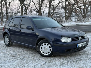 Авто Volkswagen Golf 2000 № 8416992