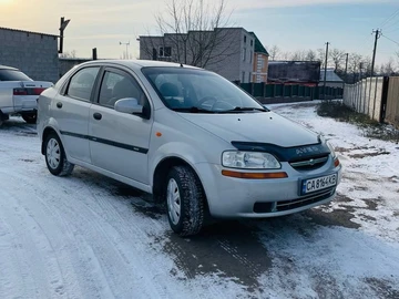 Авто Chevrolet Aveo 2005 № 8417263