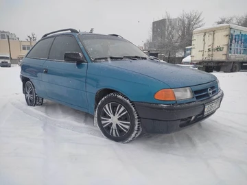 Авто Opel Astra 1992 № 8417404