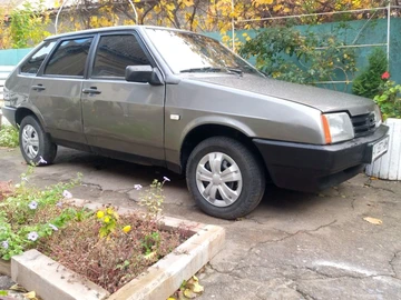 Авто ВАЗ 2109 1995 № 8417499