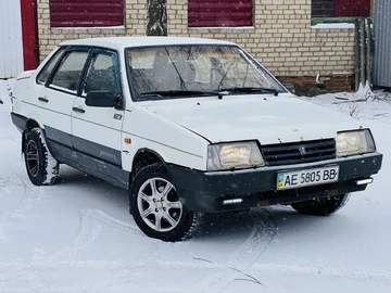 Авто ВАЗ 21099 1996 № 8417514