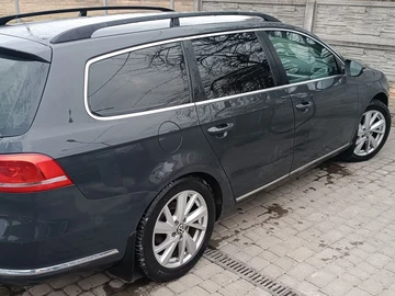 Авто Volkswagen Passat Variant 2013 № 8417517