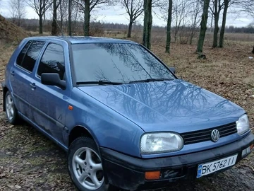 Авто Volkswagen Golf 1994 № 8417523