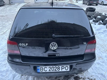Авто Volkswagen Golf 2001 № 8417664