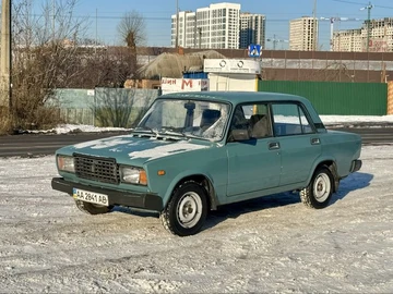 Авто ВАЗ 2107 2004 № 8417735