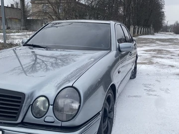 Авто Mercedes 280 1996 № 8417937