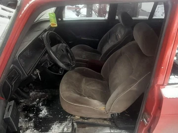 Авто ВАЗ 2107 1988 № 8418311
